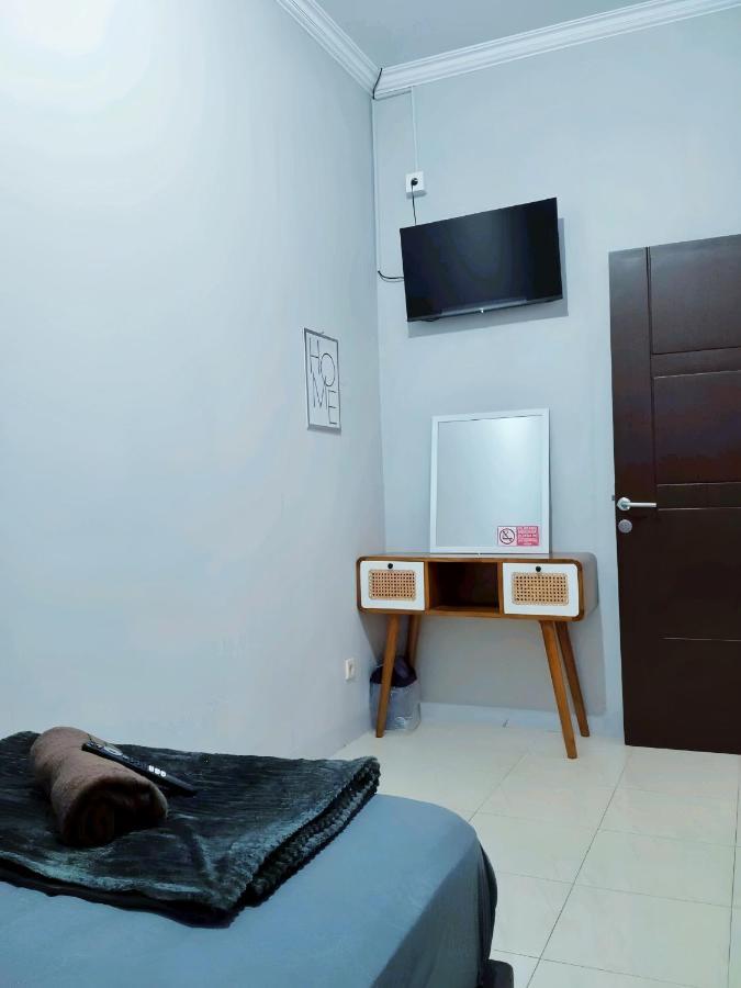De Patuk Homestay Yogyakarta Exterior photo