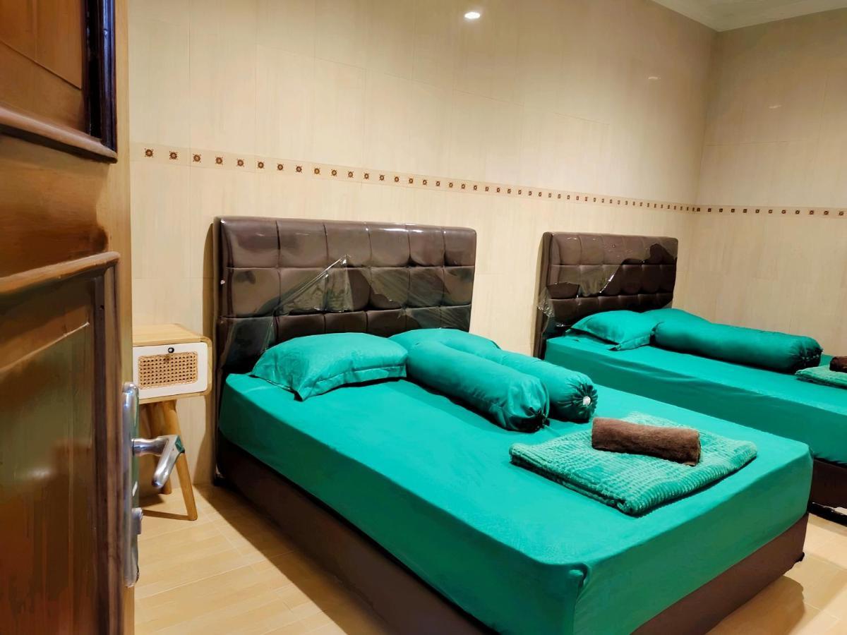 De Patuk Homestay Yogyakarta Exterior photo